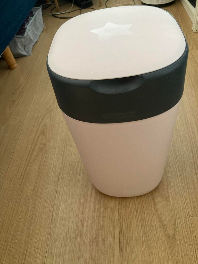 Roze luieremmer Tommee Tippee, Ophalen, Gebruikt
