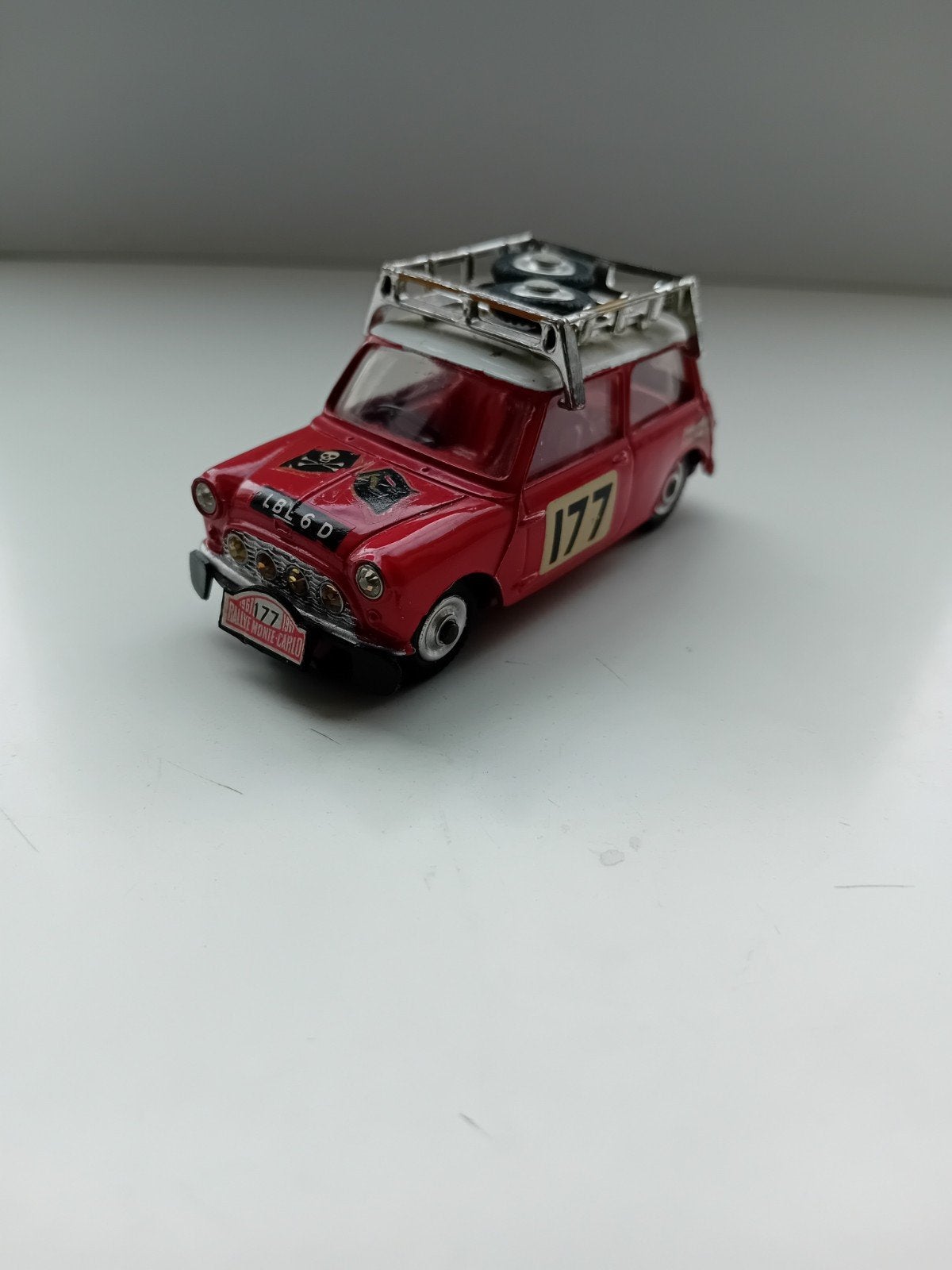 Corgi toys Mini Cooper S Rally monte Carlo., Ophalen of Verzenden, Auto, Corgi