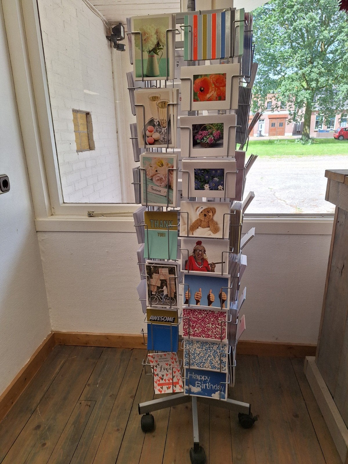 Kaartenmolen met wenskaarten, Ophalen, Gebruikt