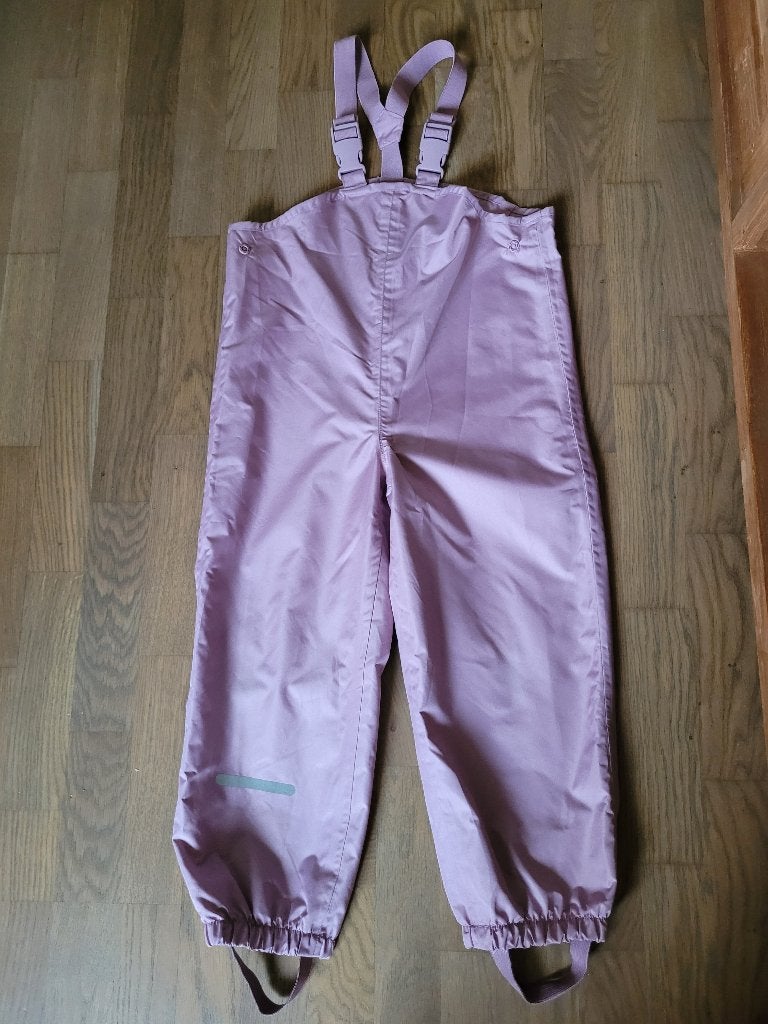 Regen Broek Mt 110-116, Broek, Meisje, Ophalen of Verzenden, Zo goed als nieuw