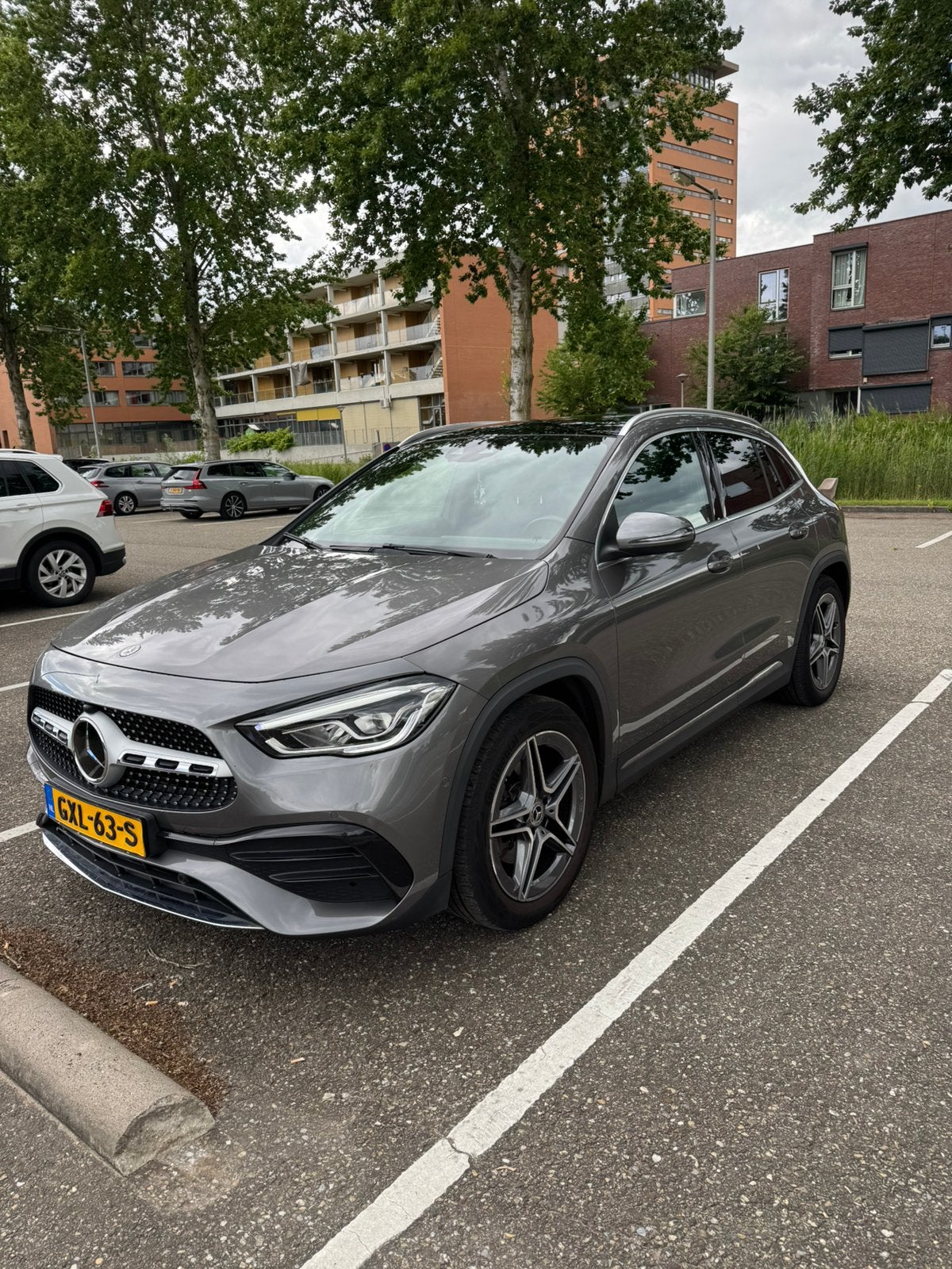 Mercedes-Benz GLA 250 224pk 8G-DCT 4MATIC 2023 Grijs, 4 cilinders, 2000 kg, Vierwielaandrijving, Particulier