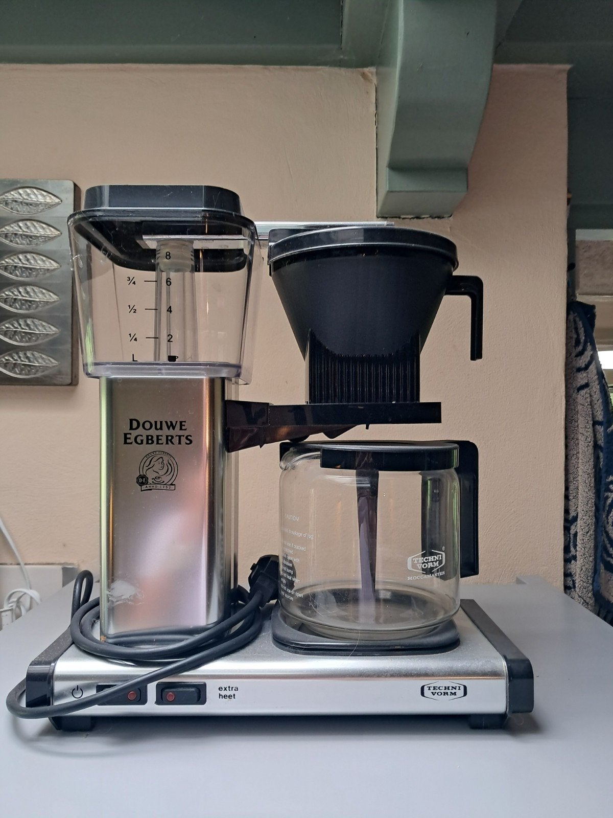 Douwe Egberts Moccamaster Koffiezetapparaat, Witgoed en Apparatuur, Koffiezetapparaten, Gebruikt, Koffiemachine, Gemalen koffie