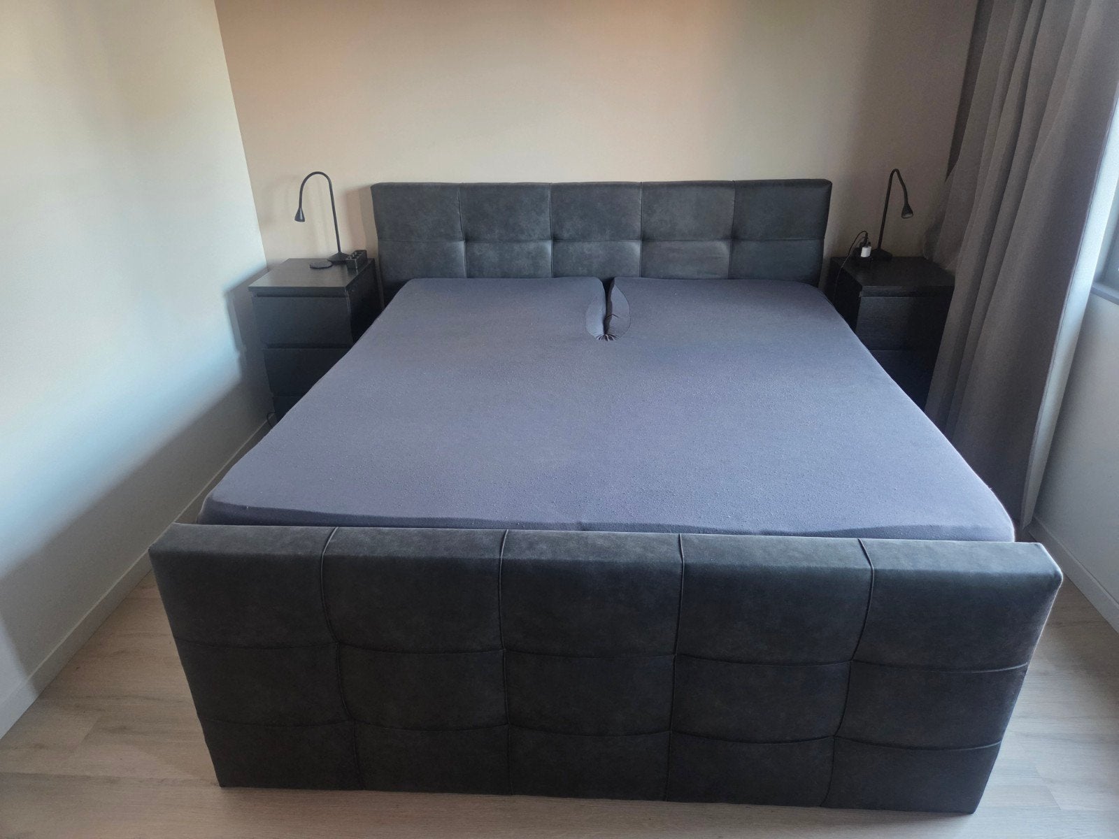 Elektrisch verstelbaar tweepersoonsbed 180x200 met hoofdbord, Huis en Inrichting, Slaapkamer | Bedden, Ophalen, Verstelbaar, Tweepersoons