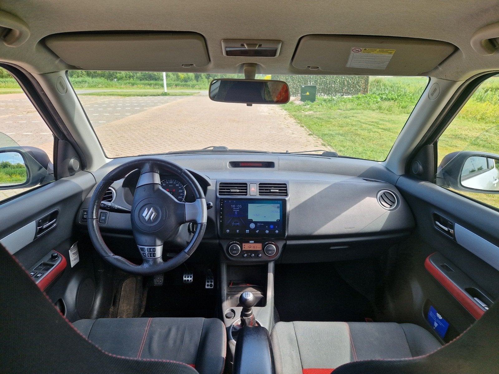 Suzuki Swift 1.6 3D Sport (verlaagd) 2007 Grijs, Auto's, Suzuki, 1005 kg, 40 €/maand, Zwart, 4 cilinders