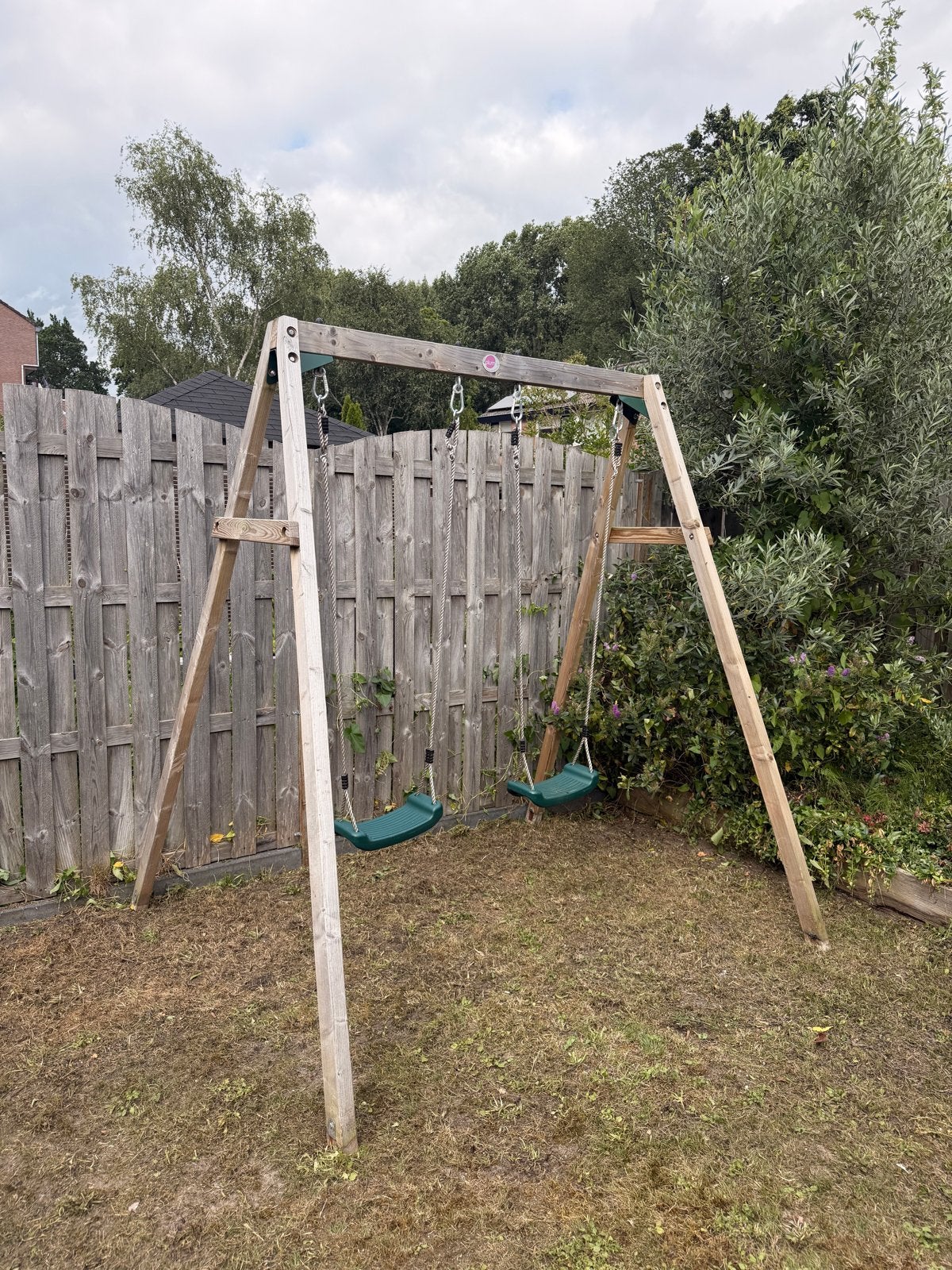 Houten schommel met twee zitjes, Kinderen en Baby's, Speelgoed | Buiten | Speeltoestellen, Gebruikt, Schommel, Ophalen