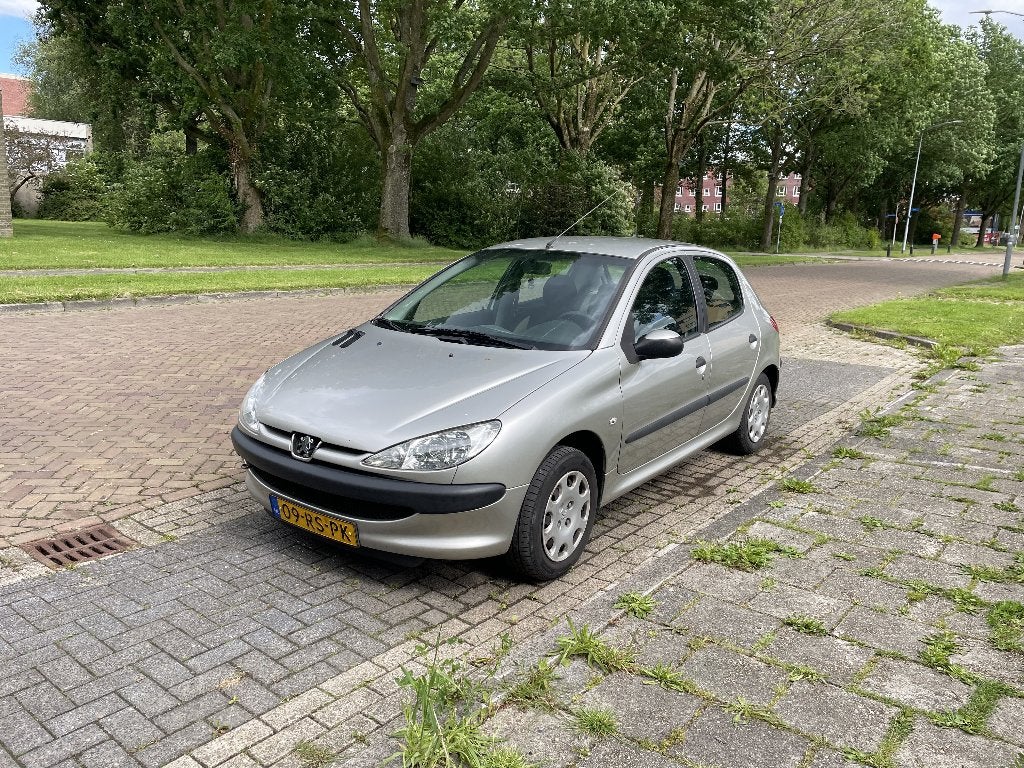 Peugeot 206 1.4 5D 2005 t.e.a.b, Auto's, Voorwielaandrijving, 31 €/maand, Origineel Nederlands, Particulier