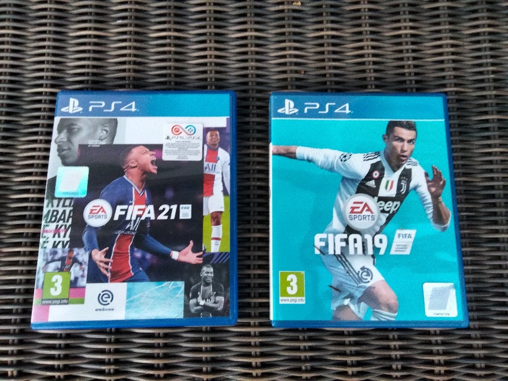 PlayStation 4 voetbalspellen, 2 spelers, Ophalen of Verzenden, Zo goed als nieuw, Sport