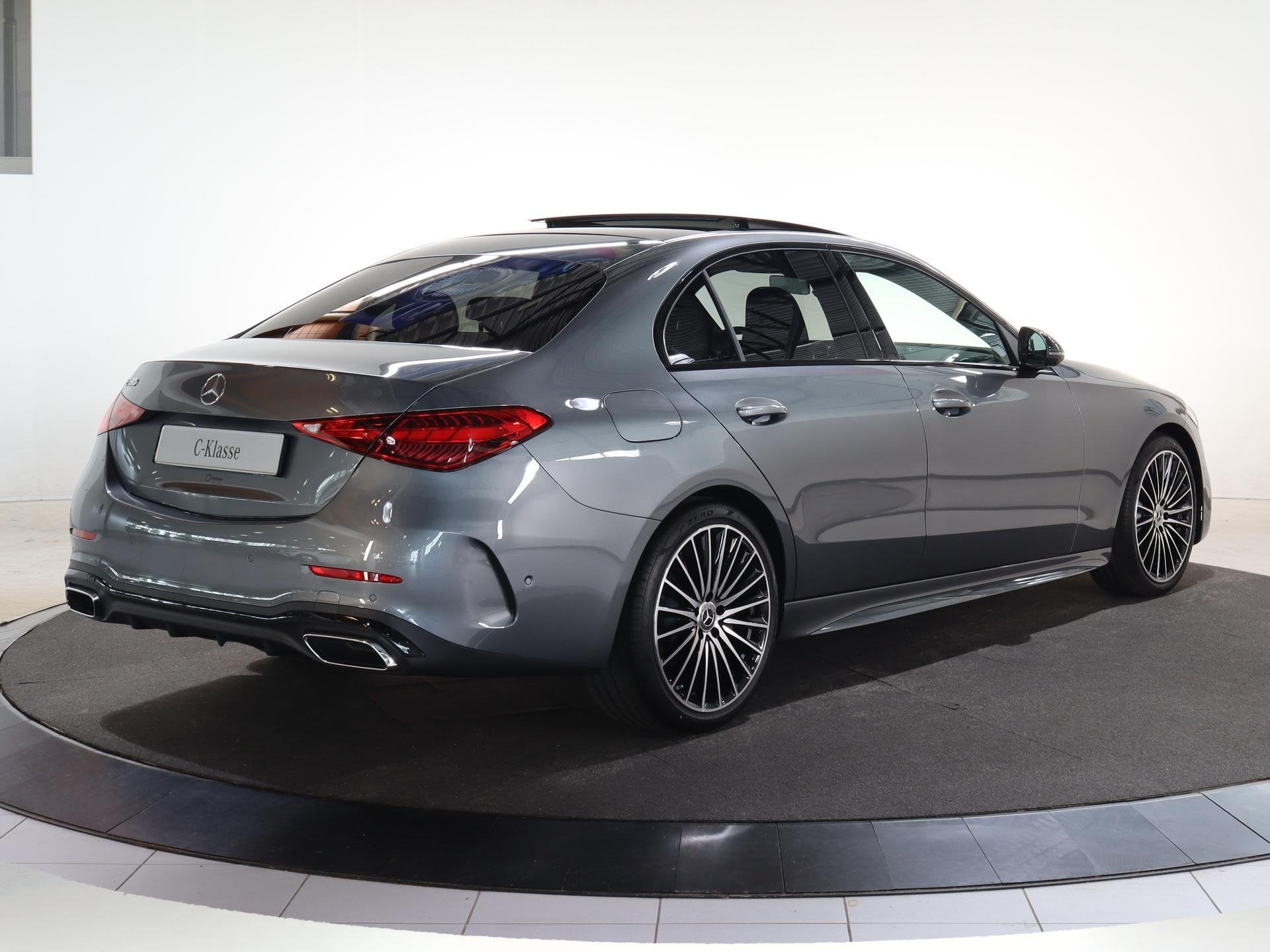 Mercedes-Benz C-klasse 180 Business Solution AMG | Night | P, Auto's, Mercedes-Benz, Automaat, 1800 kg, Automatische klimaatregeling