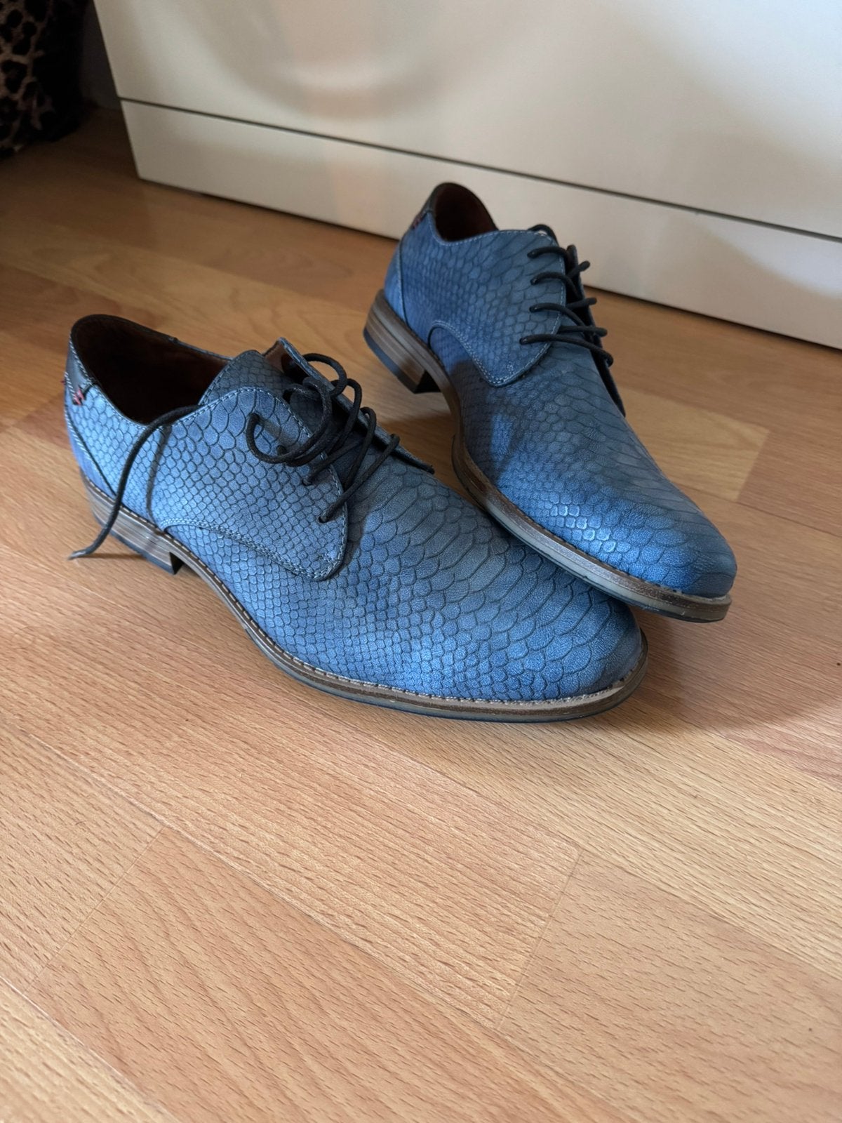 *NIEUW* nette schoenen, Blauw, Nieuw, Ophalen of Verzenden, Veterschoenen