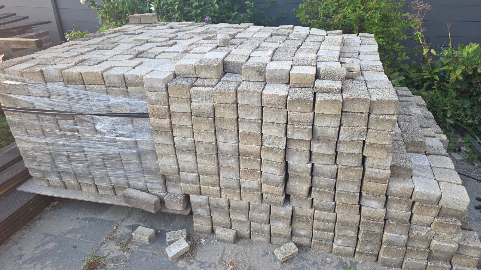 Gratis stenen af te halen, Tuin en Terras, Tegels en Klinkers, Ophalen, Gebruikt, Klinkers, 10 m² of meer
