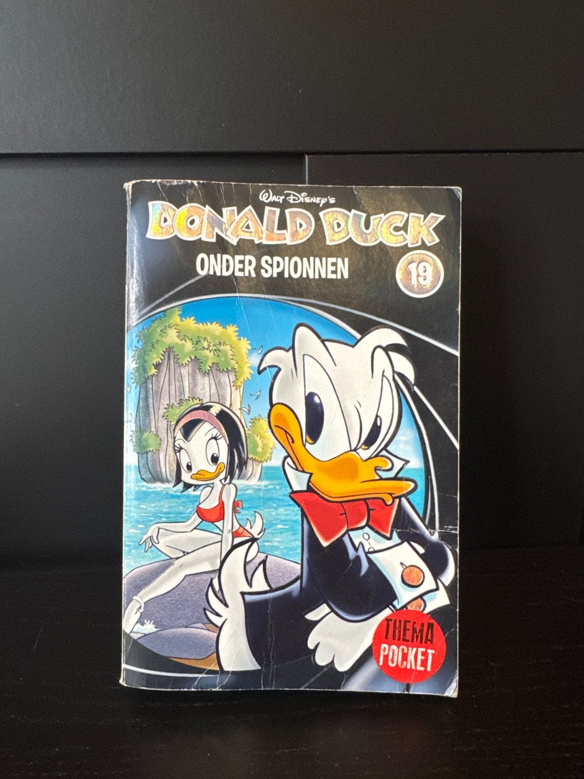 Donald Duck Themapocket 19: Onder Spionnen, Eén stripboek, Ophalen of Verzenden, Gelezen