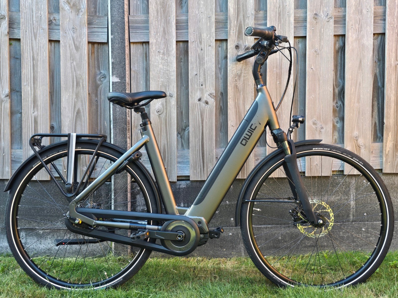Qwic Premium MN7+ 54cm Middenmotor E-Bike Elektrischefiets, Zo goed als nieuw, 51 tot 55 cm, 50 km per accu of meer, Ophalen