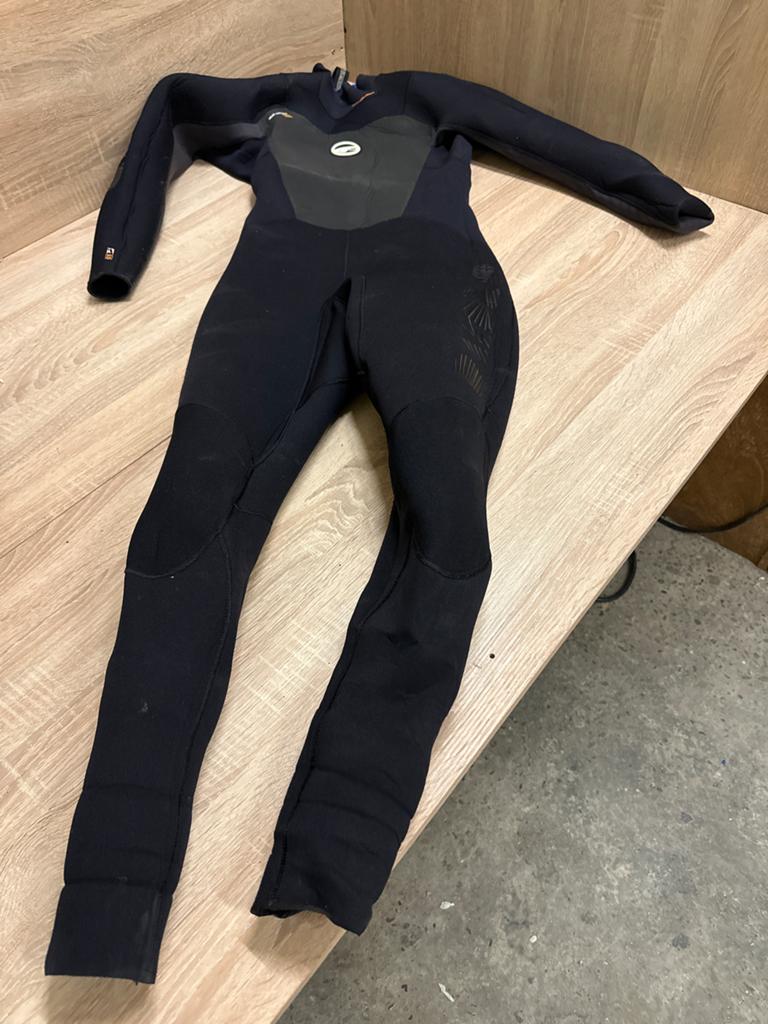 Prolimit Wetsuit - 2x Gebruikt, in perfekte staat, Watersport en Boten, Watersportkleding, Ophalen of Verzenden, Zo goed als nieuw