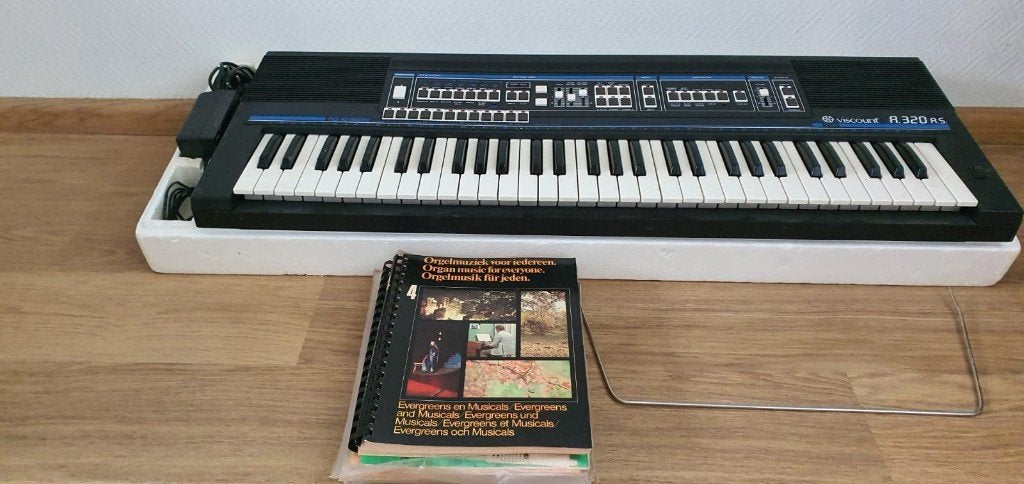 Keyboard, Muziek en Instrumenten, Keyboards, Ophalen, Gebruikt, 61 toetsen, Overige merken