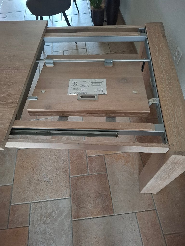Eettafel, Ophalen, Eikenhout, 50 tot 100 cm, Zo goed als nieuw