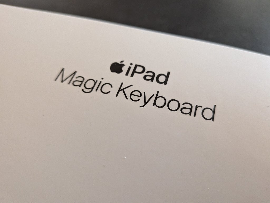Foto 7 van IPAD AIR 11 WIFI 128GB STARLIGHT+PENCIL PRO+MAGIC KEYBOARD