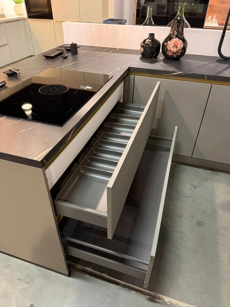Complete Nieuwe keuken met apparatuur – Keuken Nicolai, Ophalen of Verzenden, Nieuw, Greeploos