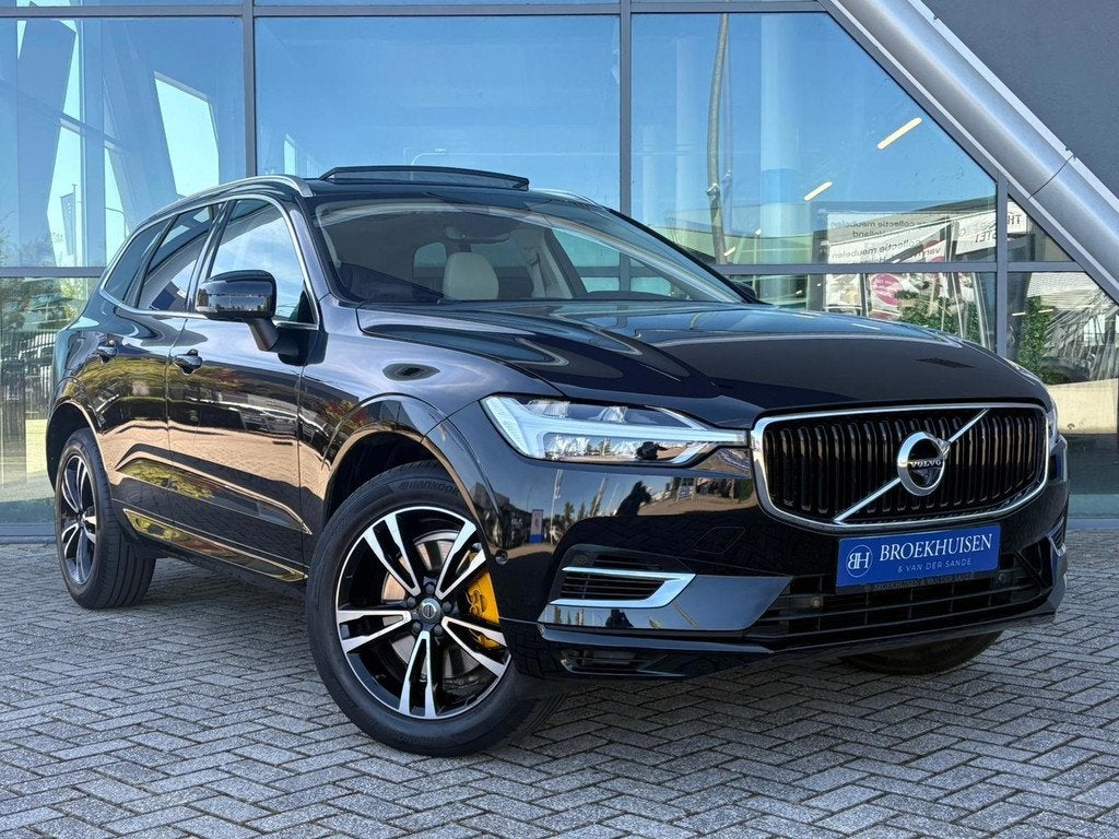 Volvo XC60 2.0 T8 Twin Engine AWD Inscription 398pk Panorama, Auto's, Volvo, Automaat, Stof, Gebruikt, 4 cilinders