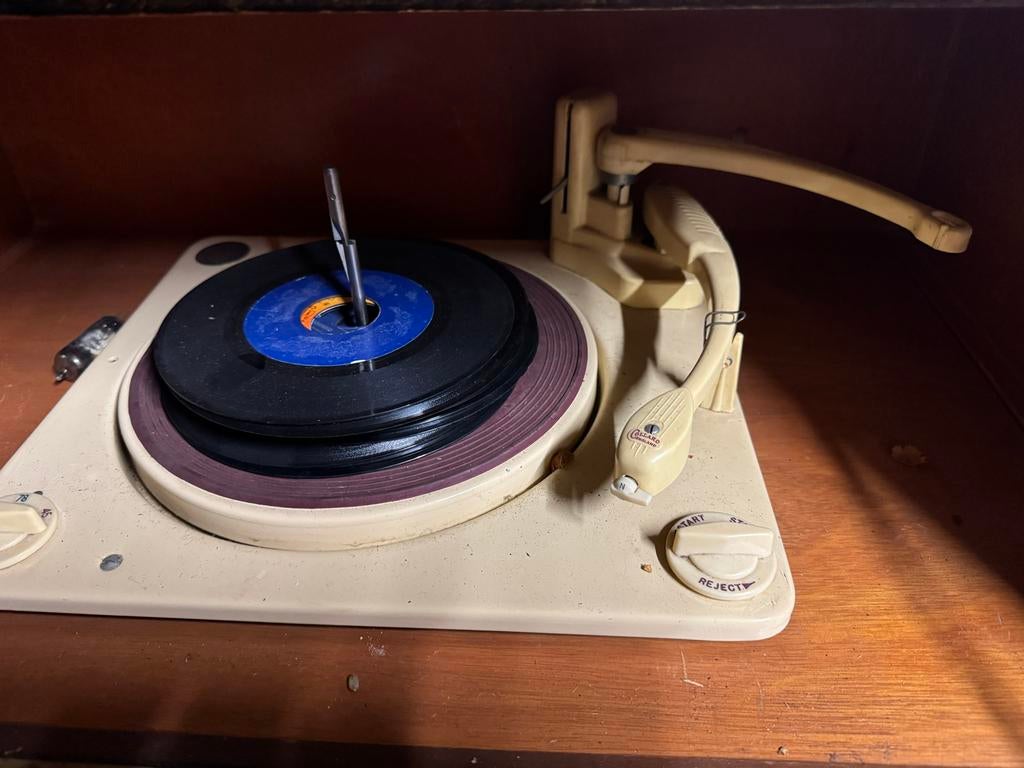 Vintage Philips Platenspeler met Platenkast en Platen, Philips, Gebruikt, Automatisch, Ophalen of Verzenden