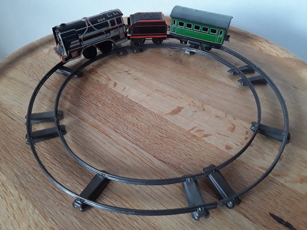 BUB trein met sleutel en rails, Ophalen of Verzenden