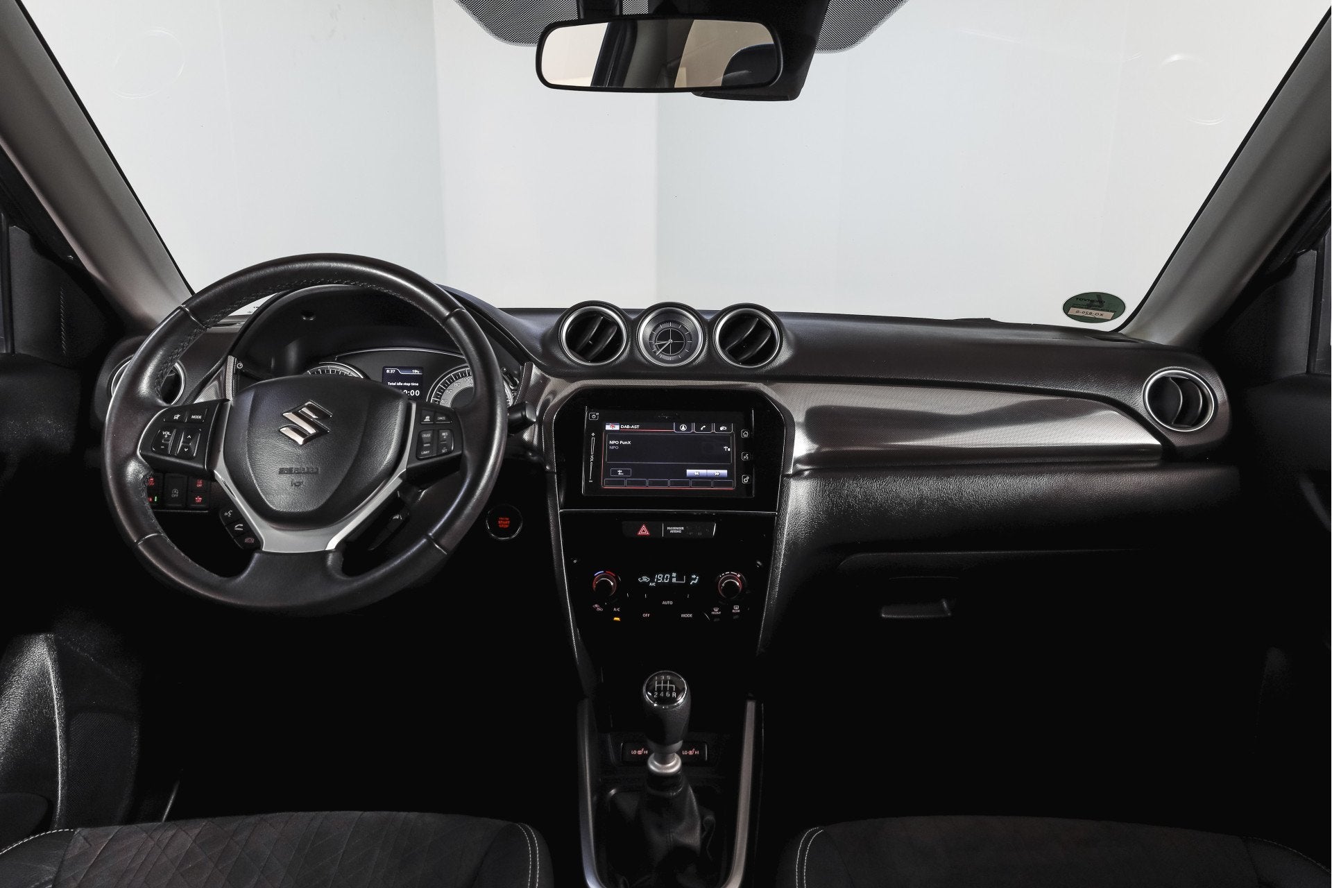 Suzuki Vitara 1.4 Boosterjet 140 PK Stijl Org NL. | Afn. Tre, Voorwielaandrijving, Gebruikt, Euro 6, 4 cilinders