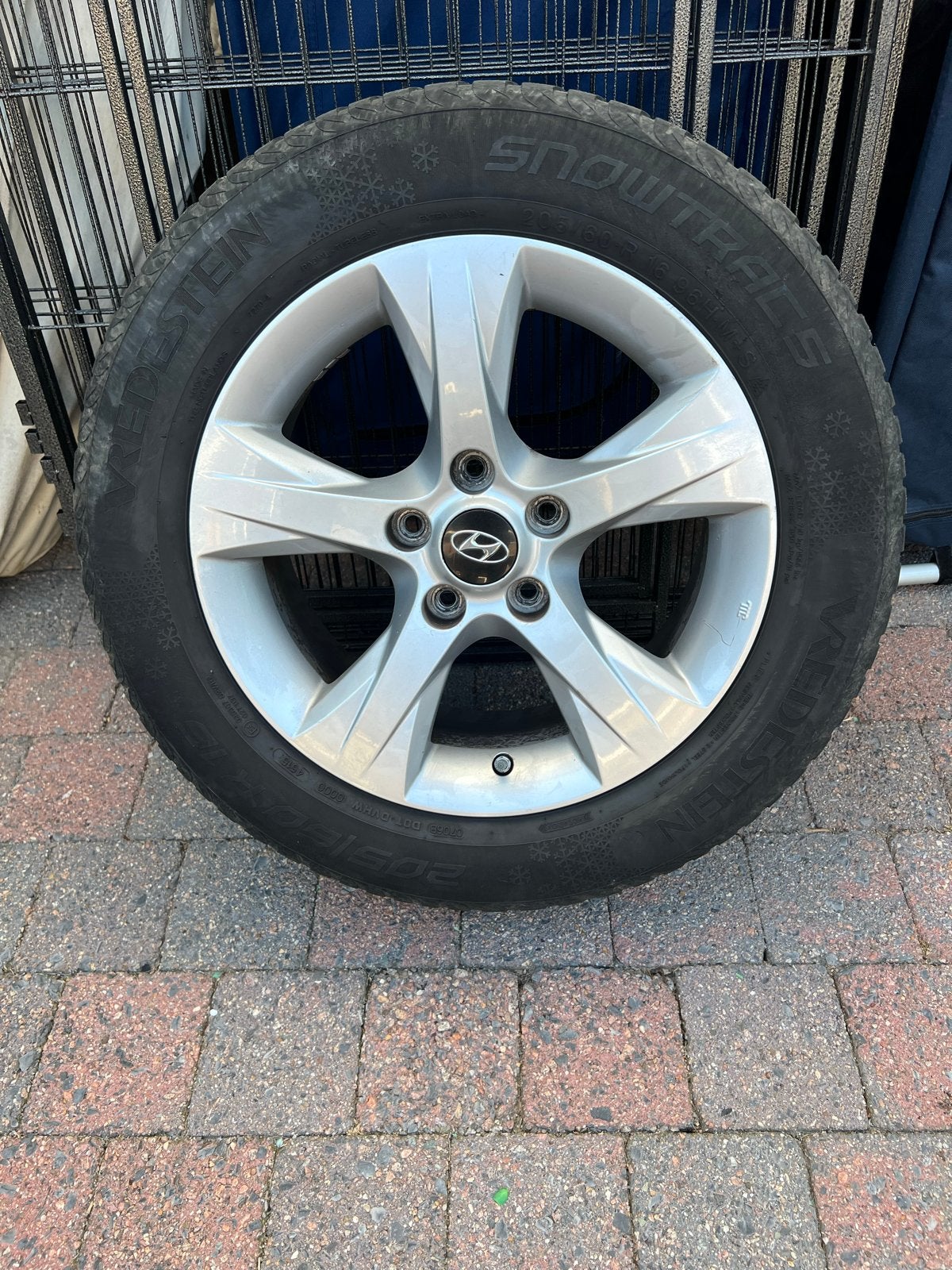 Vredestein Snowtrac 205/60 R16 winterbanden met velgen, Ophalen, Gebruikt, 16 inch, Banden en Velgen