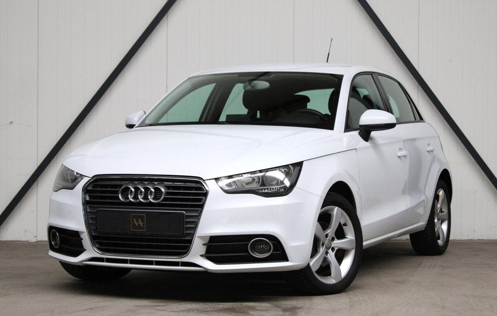 Audi A1 Sportback 1.2 TFSI Ambition l Bluetooth l Cruise l P, Auto's, Voorwielaandrijving, 86 pk, Zwart, 4 cilinders