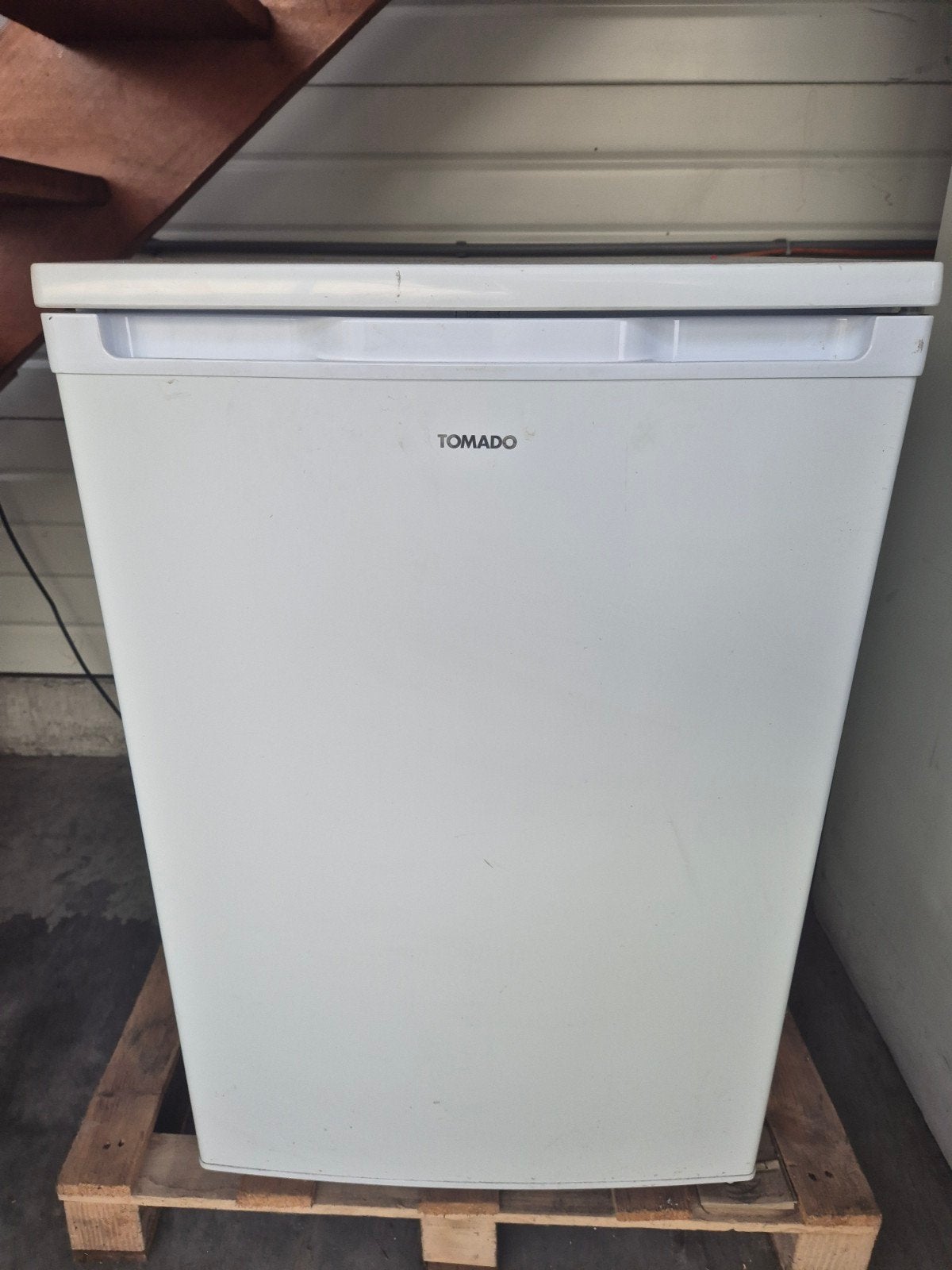 Tomado Tafelmodel Vriezer - Compact en Efficiënt, Witgoed en Apparatuur, Gebruikt, 75 tot 100 liter, Met aparte vriezer, 45 tot 60 cm