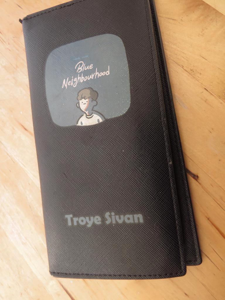 Troy Sivan zwarte  portemonnee  My Neighbourhood, Overige merken, Gebruikt, Zwart, Ophalen of Verzenden
