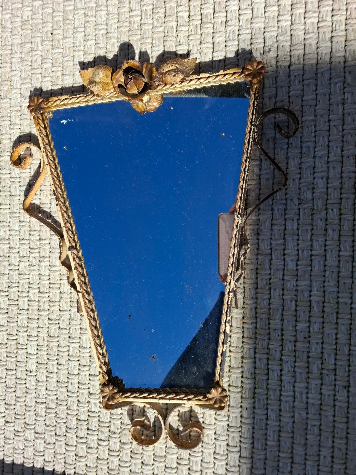 Vintage Gouden Spiegel met Bloemdetails, Ophalen, Rechthoekig, Minder dan 50 cm, Minder dan 100 cm