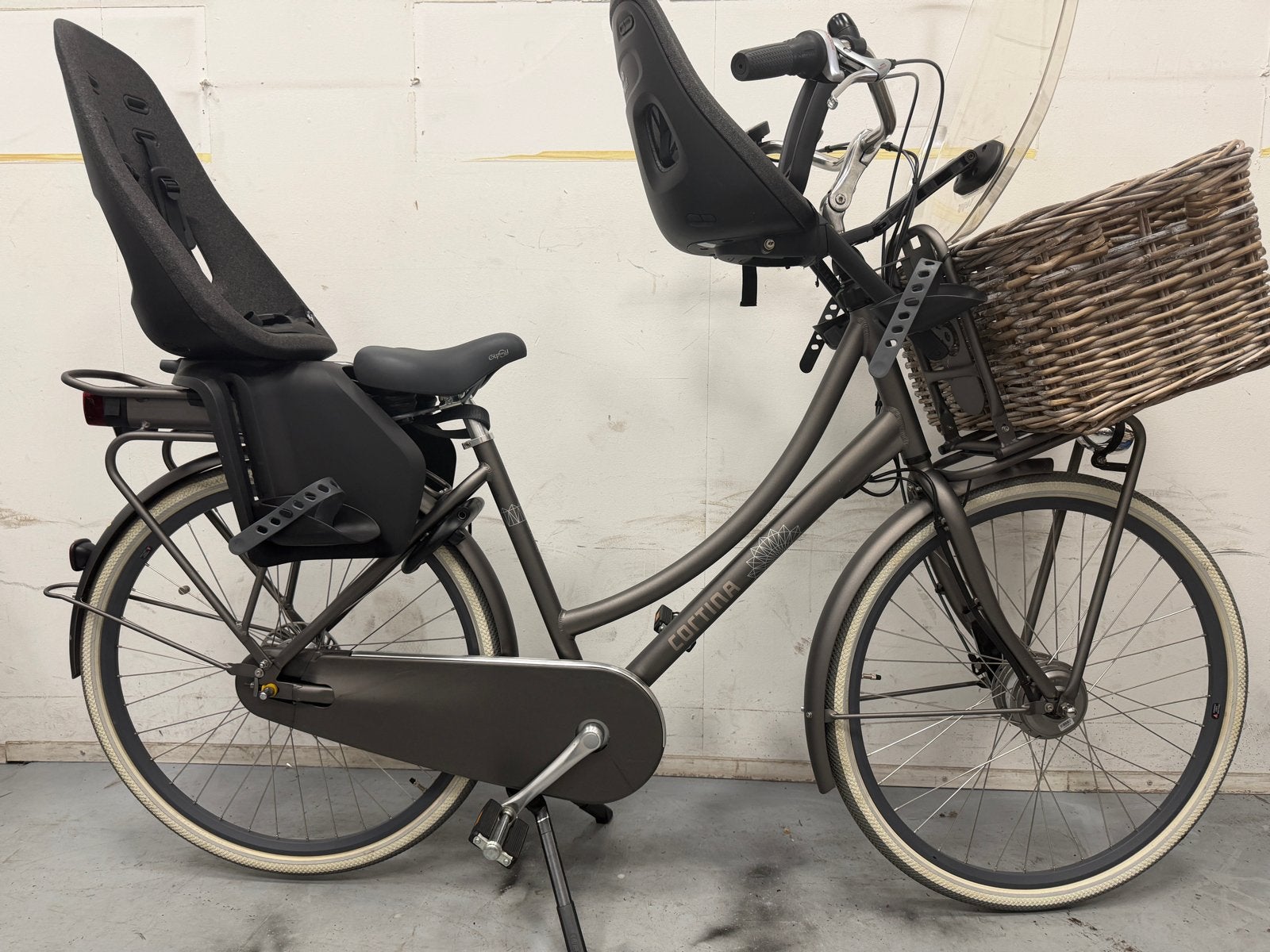 Nette Cortina U4  family  E-bike met kinderzitjes Z.g.a.n., Overige merken, 2 zitjes, Mandje, Ophalen of Verzenden