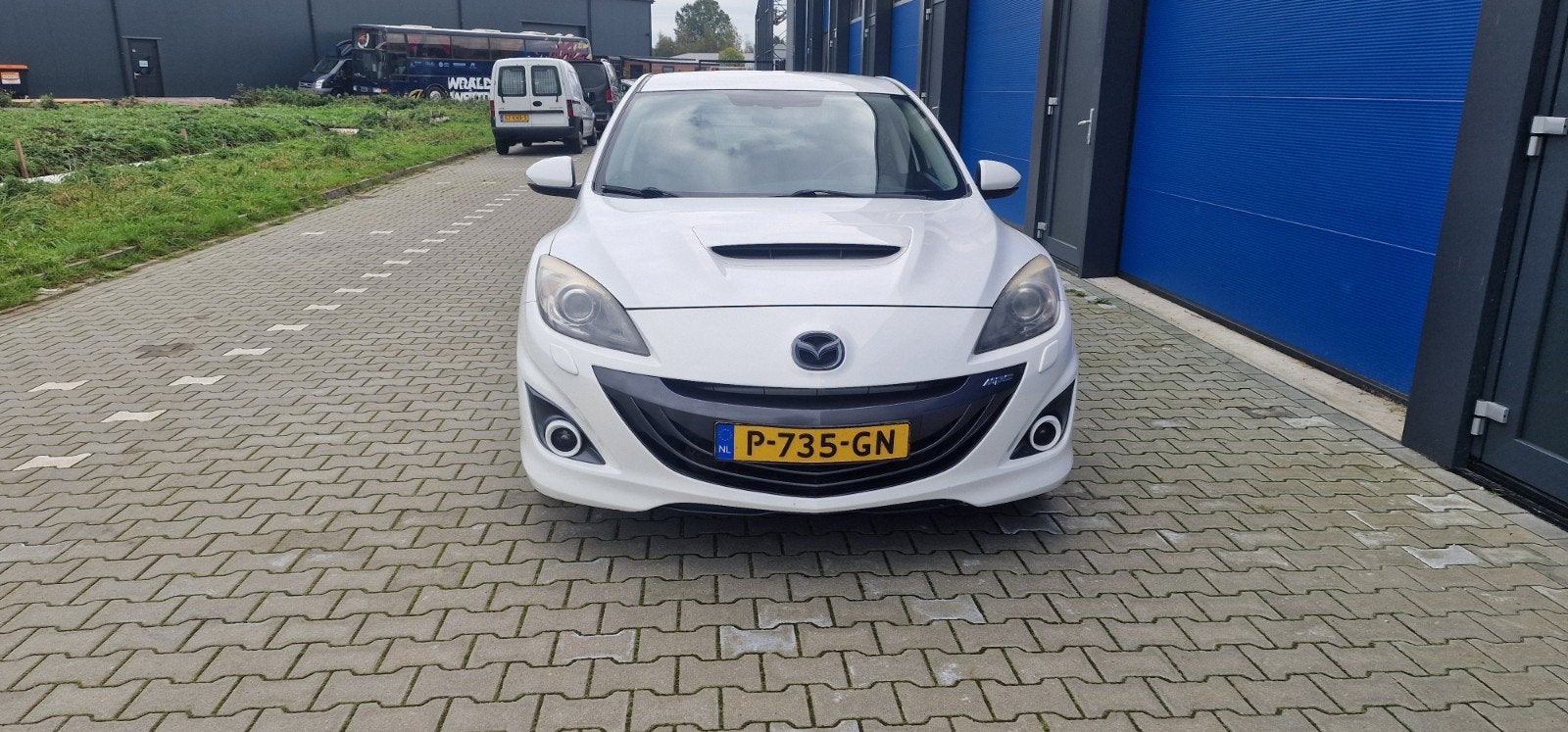 Mazda 2012 Wit, Auto's, Voorwielaandrijving, Zwart, 4 cilinders, 11 km/l