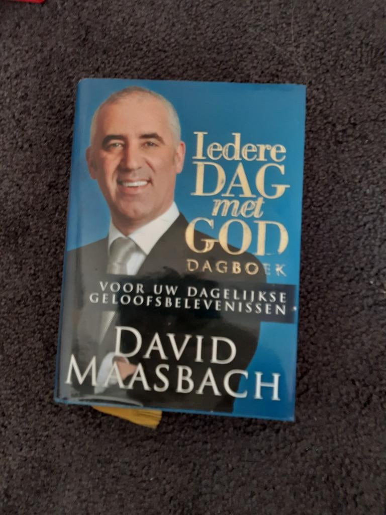 David Maasbach - Iedere dag met God, Ophalen of Verzenden, Zo goed als nieuw, David Maasbach