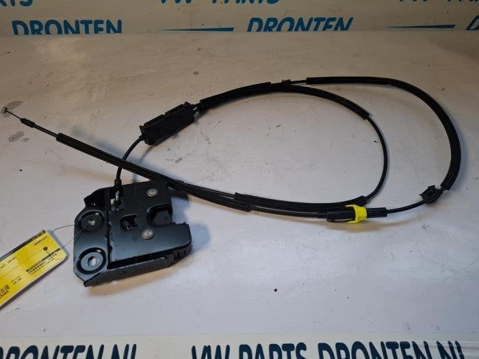 Achterbank slot van een Alfa Romeo Stelvio, Gebruikt, -, Verzenden, -