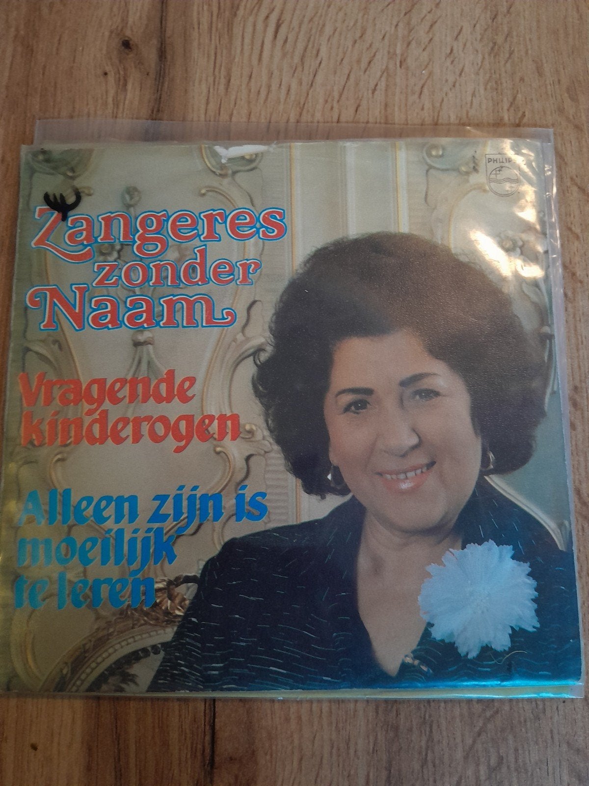 zangeres zonder naam 7inch vragende kinderogen, Ophalen of Verzenden, Zo goed als nieuw, Nederlandstalig