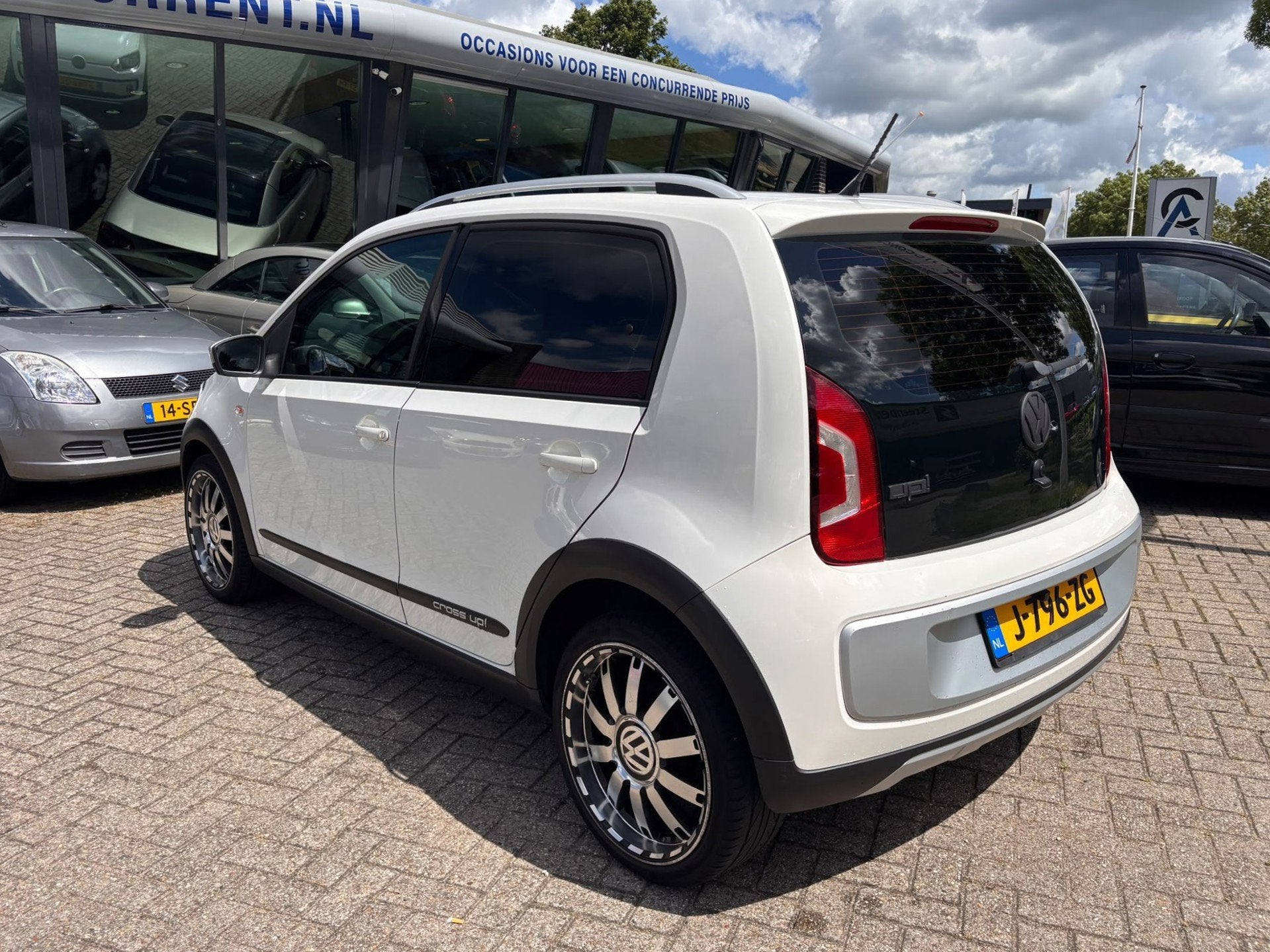 Volkswagen Up! 1.0 cross up! BlueMotion, Nwe. APK, Carplay,, Auto's, Euro 5, Gebruikt, Up!, 4 stoelen