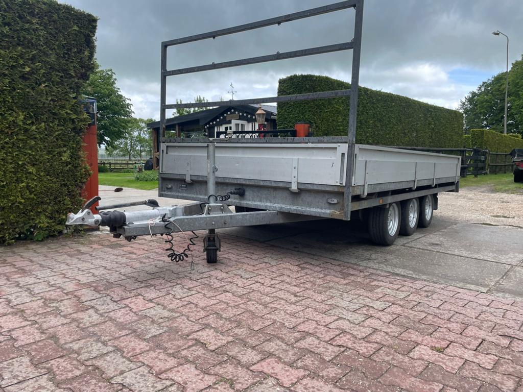 3 asser 4x2 multitransporter plateawagen  aahangwagen, Auto diversen, Aanhangers en Bagagewagens, Ophalen, Gebruikt