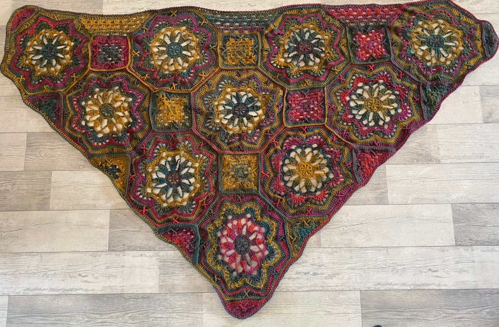 Persian Tiles omslagdoek/sjaal, Ophalen of Verzenden, Nieuw, Maat 46/48 (XL) of groter, Sjaal