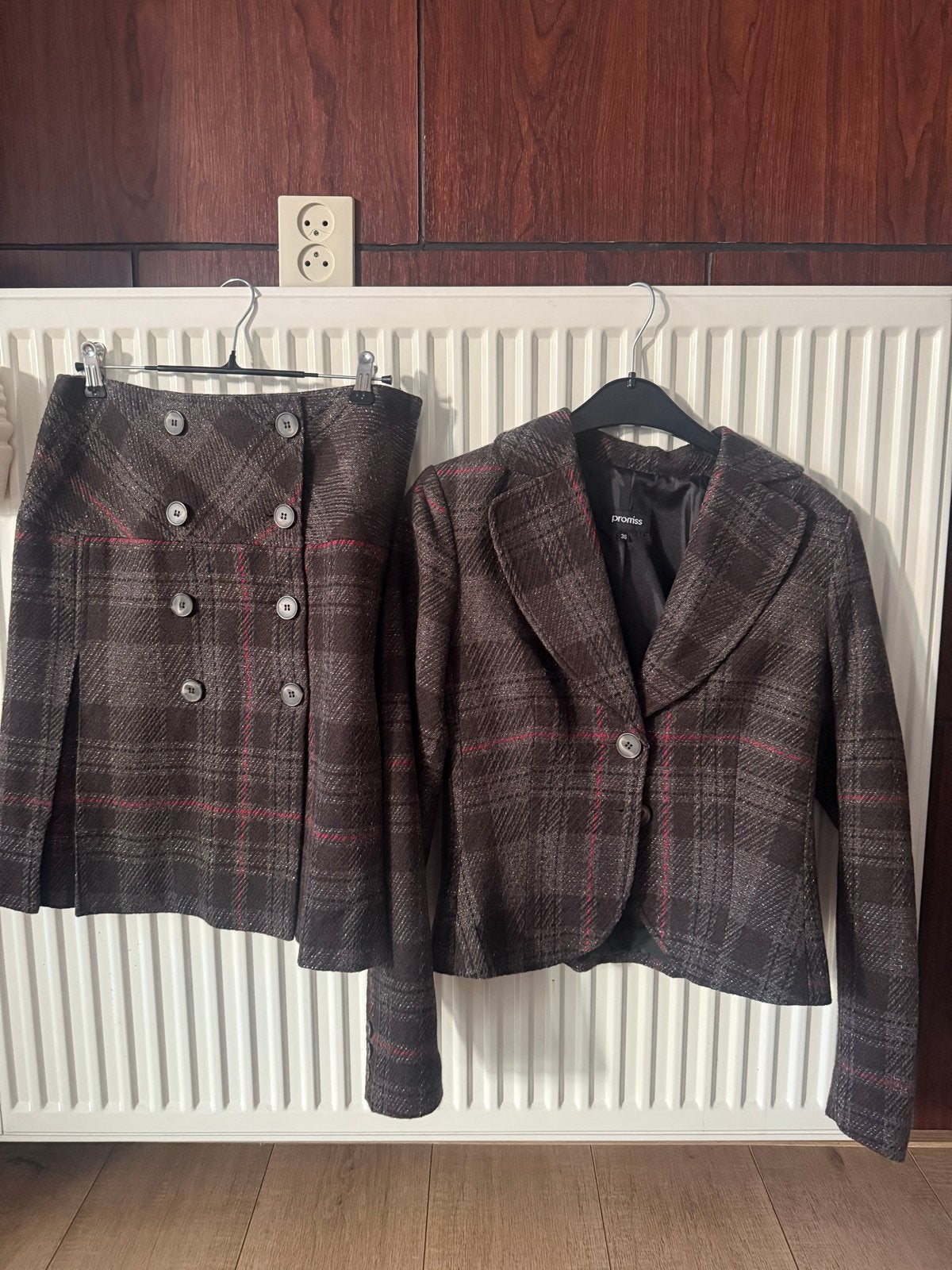 Promiss blazer + rok set - Maat 36, Kostuum of Pak, Bruin, Ophalen of Verzenden, Zo goed als nieuw