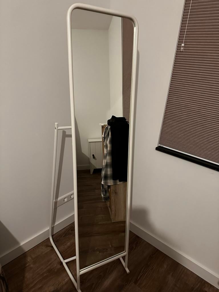 IKEA Knapper spiegel - Witte staande spiegel, Ophalen, Minder dan 50 cm, Gebruikt, 150 tot 200 cm