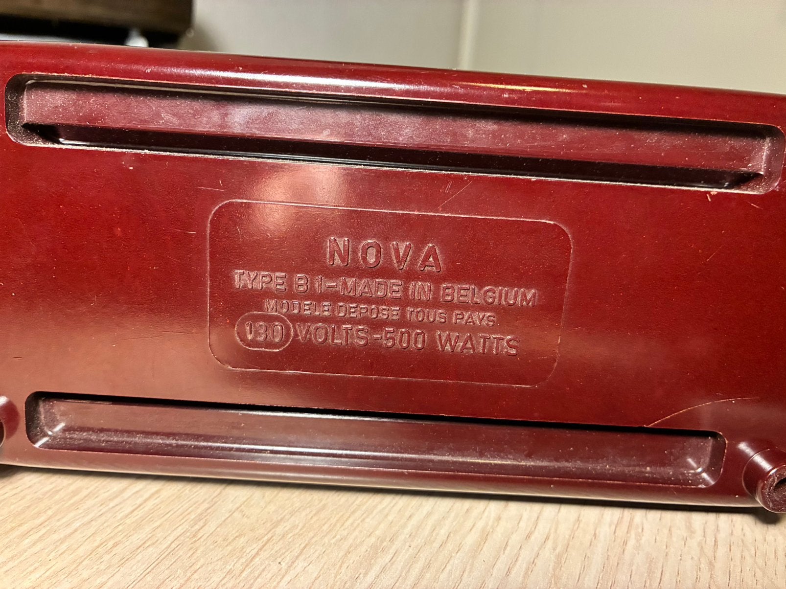 Nova 130Volt bakeliet/ijzer broodrooster, Ophalen of Verzenden