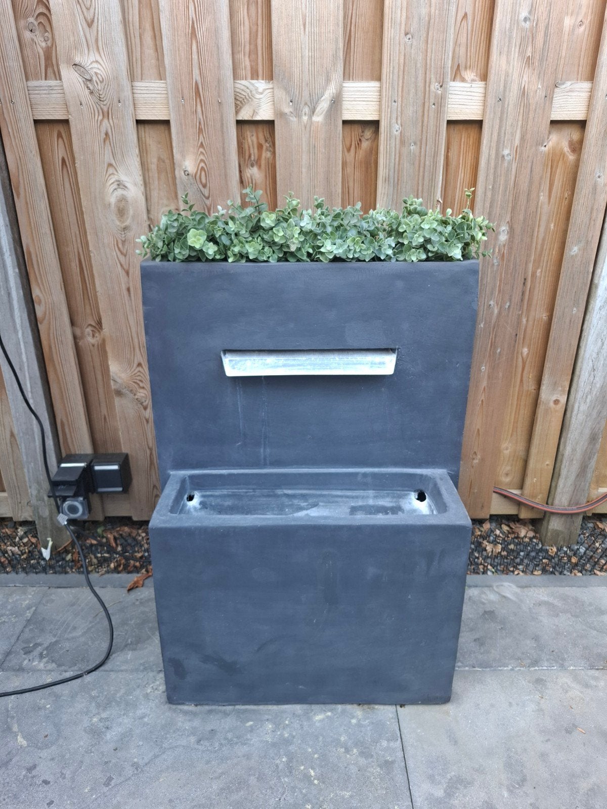 Moderne Waterval met Plantenbak - 82x57x35 cm, Ophalen, Zo goed als nieuw, Overige materialen, Waterval