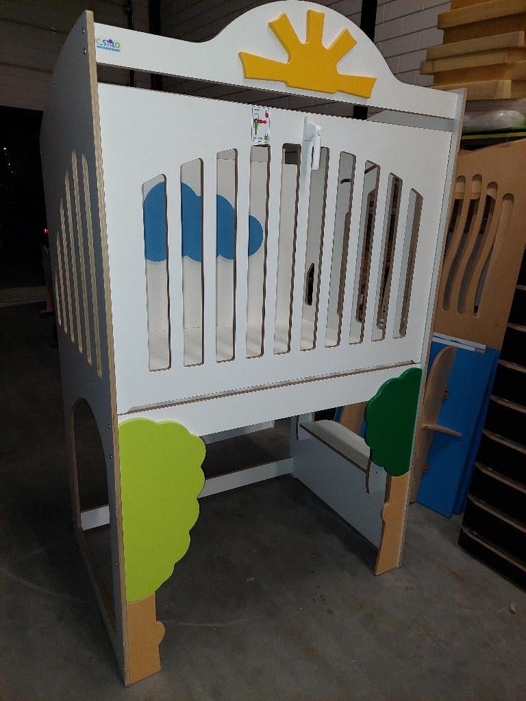 Extra brede enkele hoge box Castilo - kinderopvang box, Kinderen en Baby's, Ophalen of Verzenden, Zo goed als nieuw, Rechthoekig