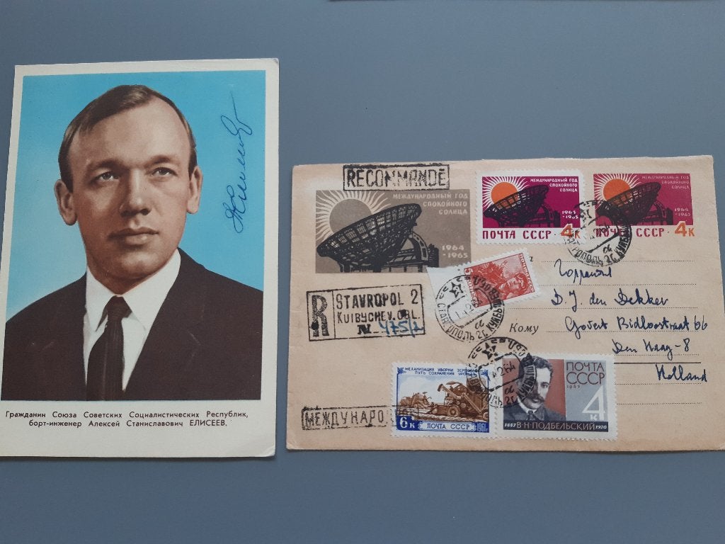 Russische Ruimtevaart, 1e dag en astronaut Sojoez, € 7,00, Postzegels en Munten, Ophalen of Verzenden, Gestempeld