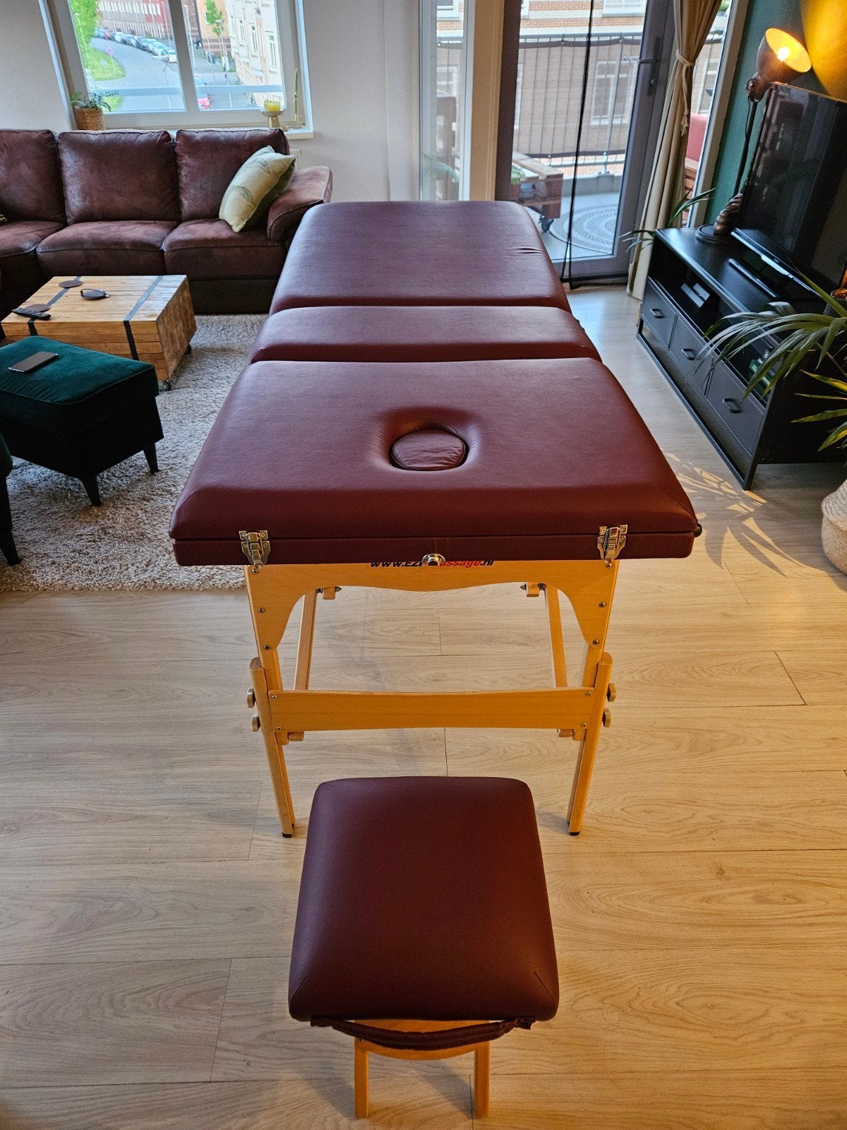 EZI Massagetafel Breed Bordeaux + Krukje & Hoes, Ophalen, Zo goed als nieuw, Massagetafel
