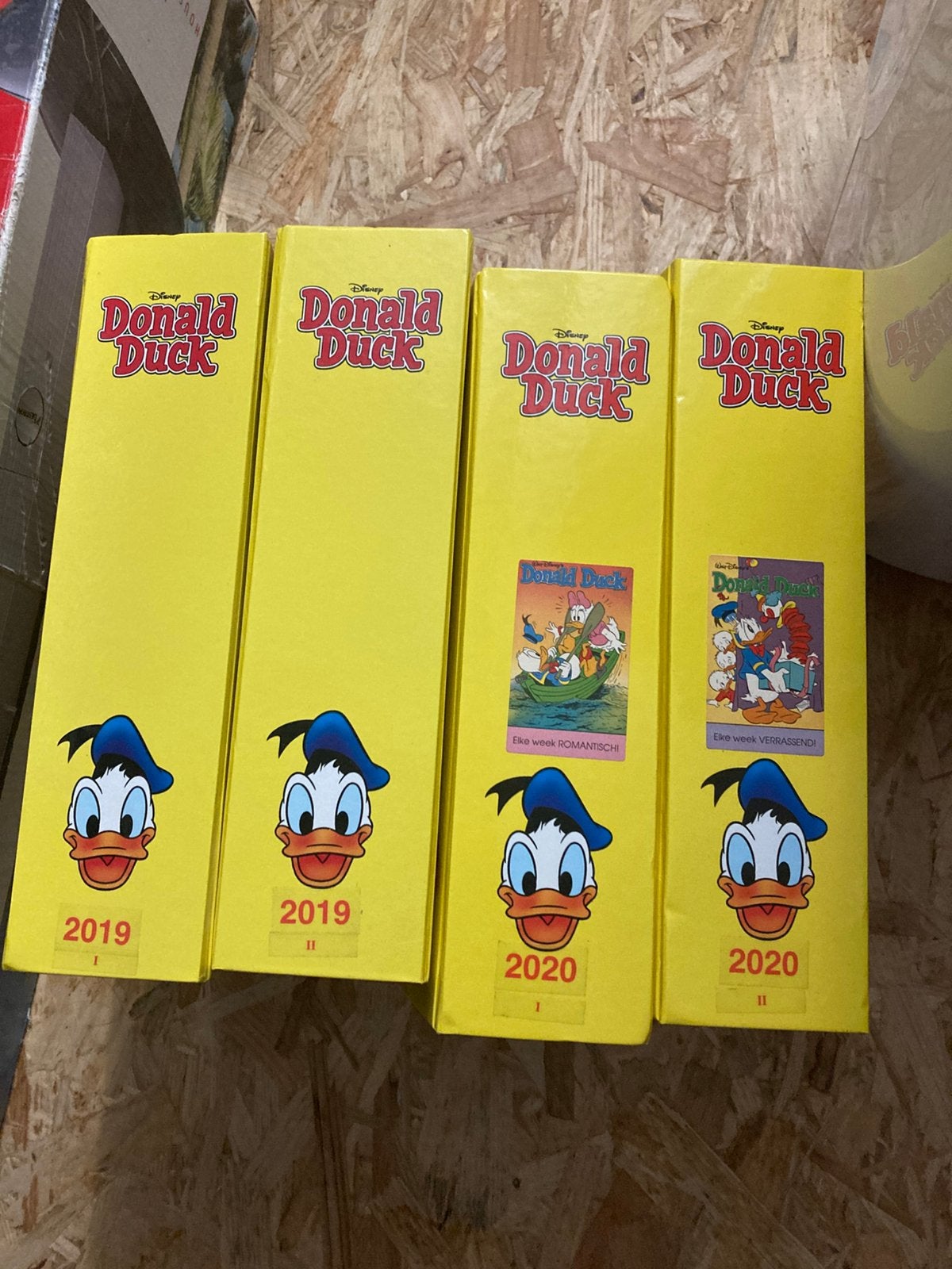 Donald duck , hele serie uit 2019 en 2020 in verzamelbanden, Boeken, Complete serie of reeks, Ophalen of Verzenden, Gelezen, Europa