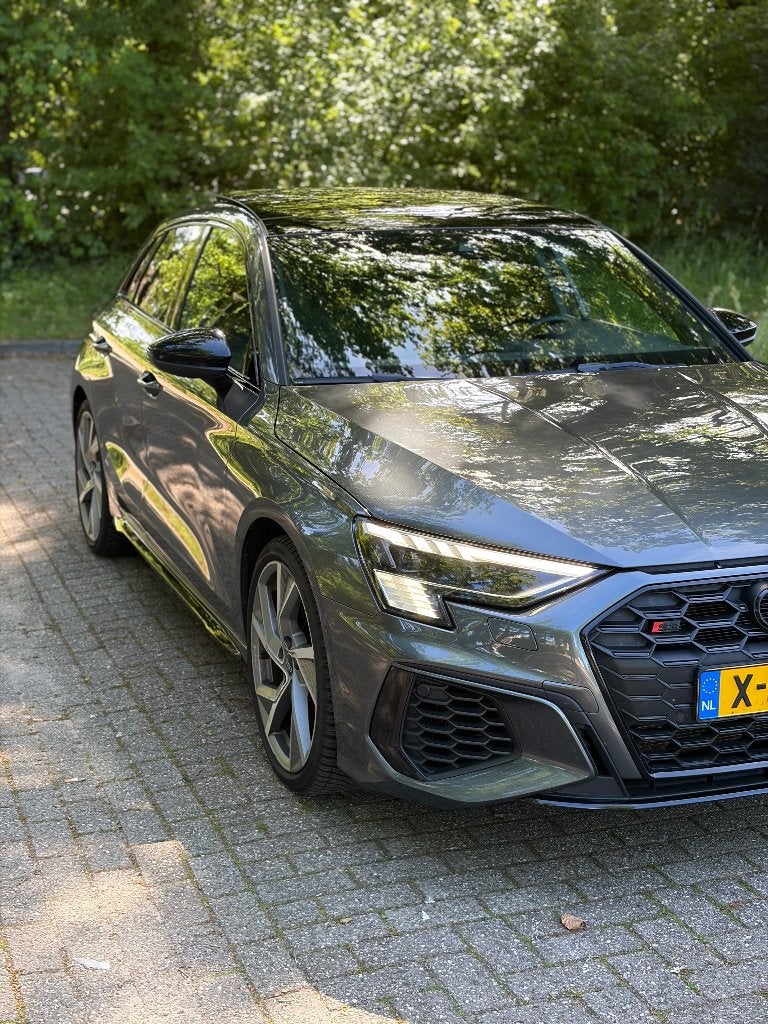 Audi A3 S3 Tfsi 310pk S-tronic Quattro 2022 Grijs, S3, Parkeerassistent, 1800 kg, 4 cilinders