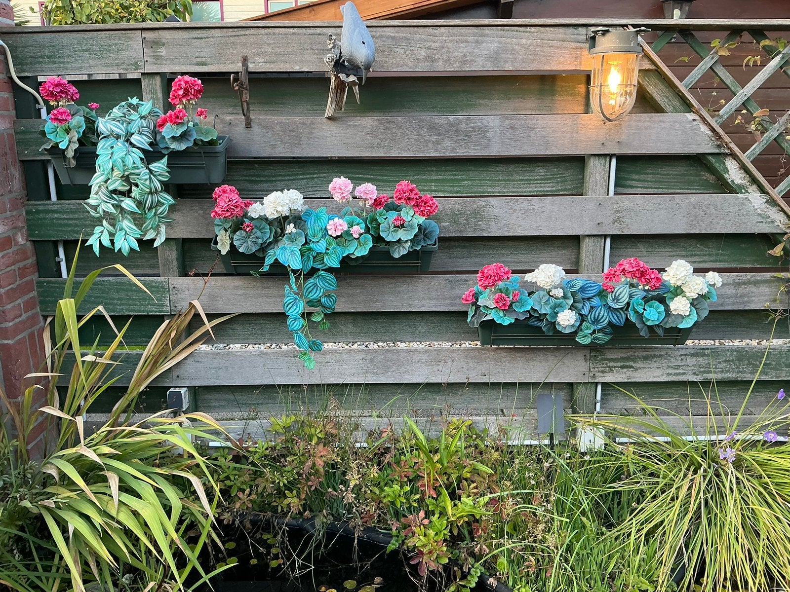 3 bakken met kunst geraniums, Tuin en Terras, Kunststof, Minder dan 30 cm, Rond, Ophalen of Verzenden
