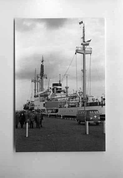 scheepvaart-foto-IJMUIDEN-achilles 1959-KNSM-vletterlieden!, Ophalen of Verzenden, Zo goed als nieuw, Motorboot, Boek of Tijdschrift
