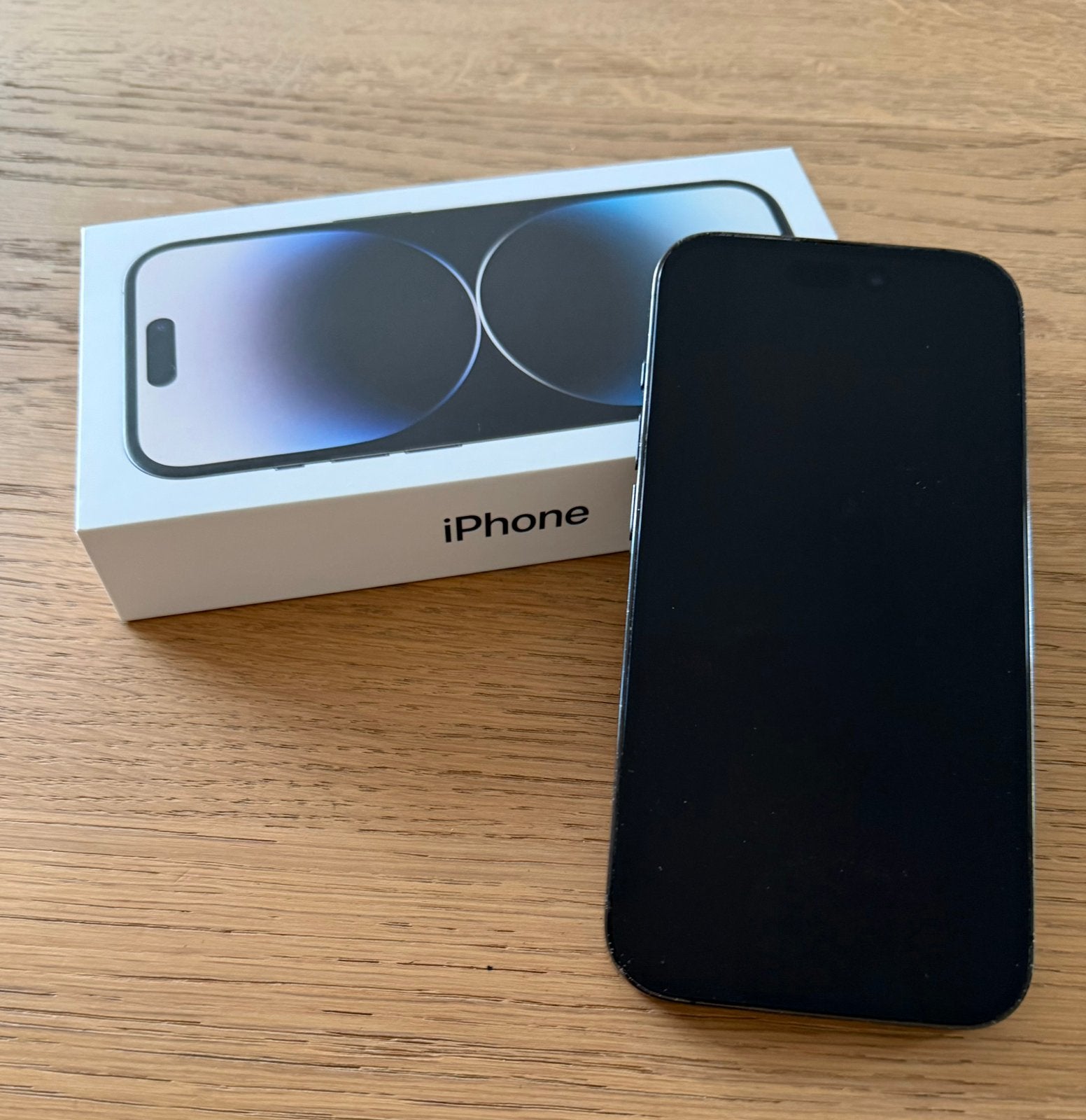 Zwarte Apple iPhone 14 pro, Ophalen, Zwart, Zo goed als nieuw, 76 %